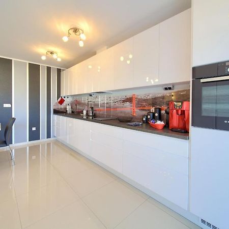Apartment Crystal Aura Malinska Exteriör bild